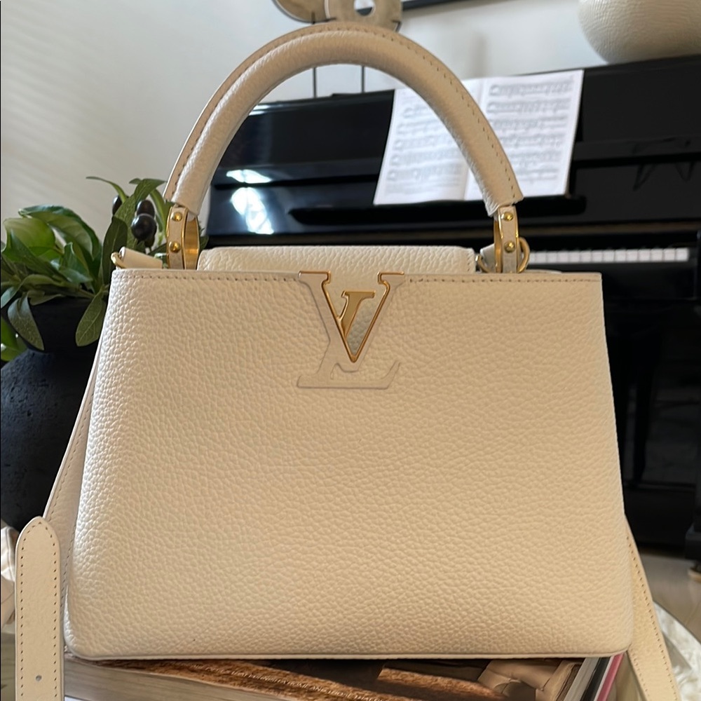 Louis Vuitton off white  handbag